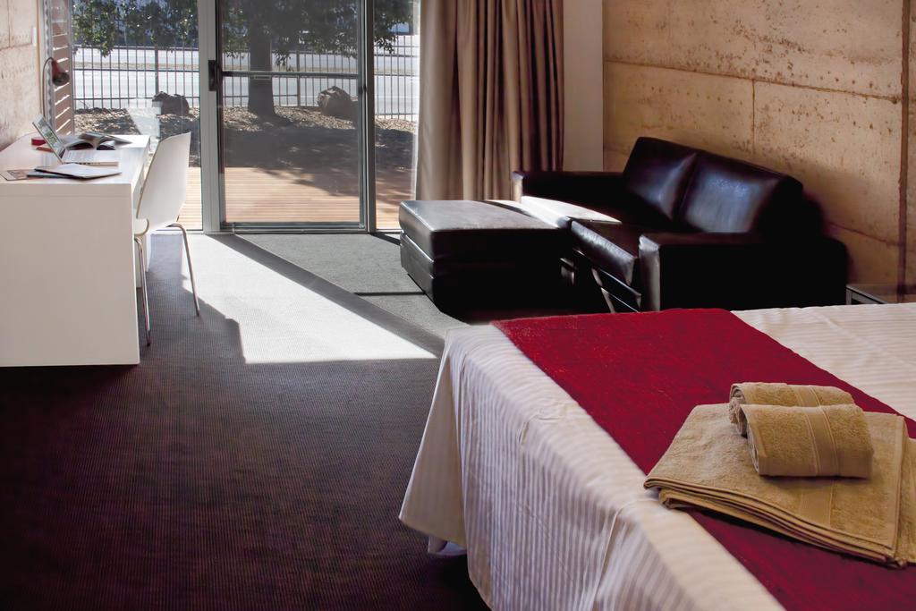 Crossroads Ecomotel Port Augusta Room photo